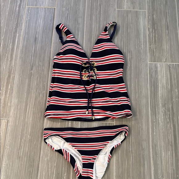 La Blanca Other - La Blanca Tankini Striped Swimsuit with Lace-Up Detail, size 6